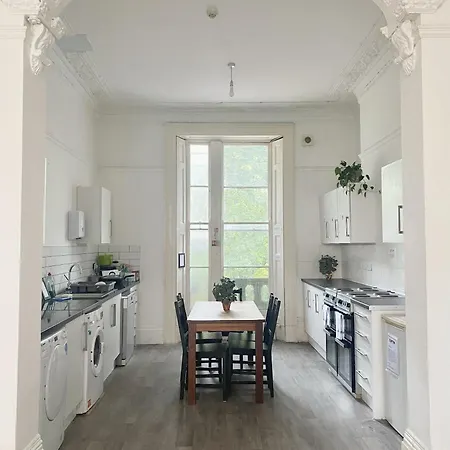 Guest house St Paul's Road Townhouse - By Clifton Short Lets *