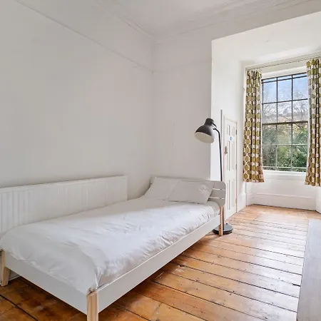 St Paul's Road Townhouse - By Clifton Short Lets Guest house Bristol