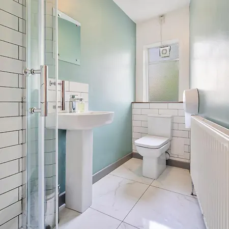 St Paul's Road Townhouse - By Clifton Short Lets Konukevi