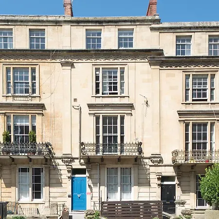 No 64 Georgian House - By Clifton Short Lets 布里斯托