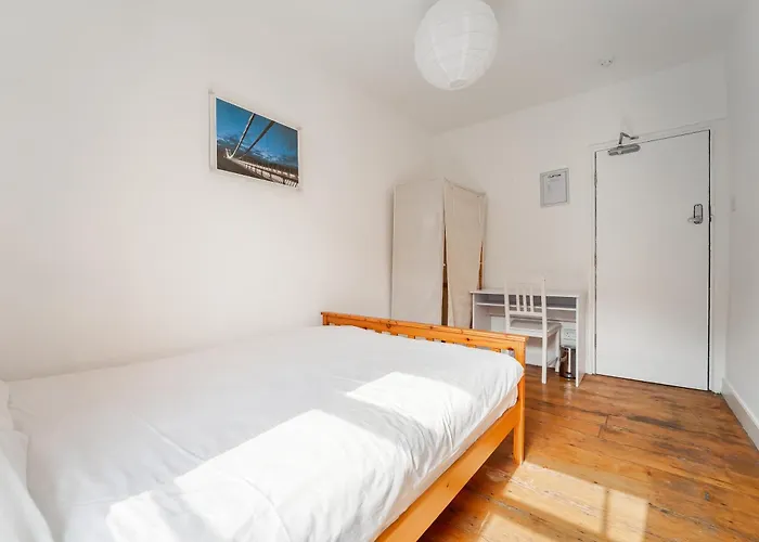 No 64 Georgian House - By Clifton Short Lets *