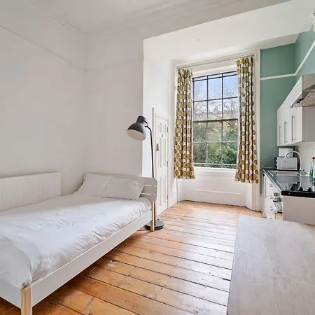 Pensión St Paul's Road Townhouse - By Clifton Short Lets *